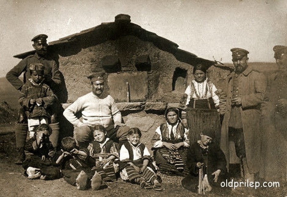 1917: Војници на Централните сили сликани во Алинци...