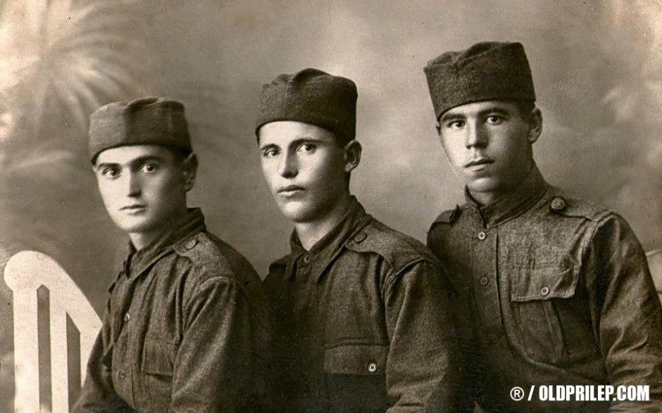 1926: Пано Бакало (Средина) како војник во војската на СХС...