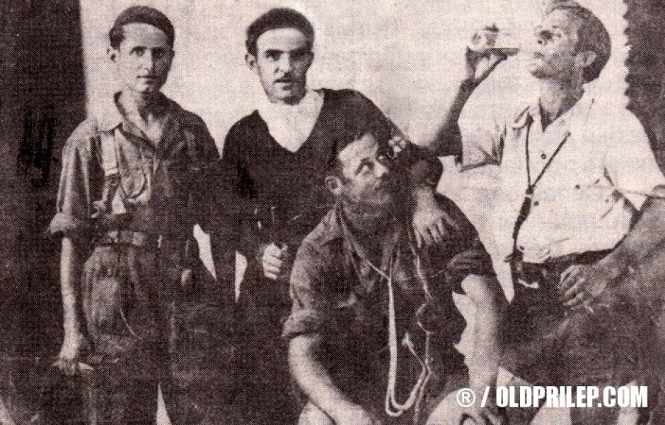 Џовани Паси сликан со своите соборци... 