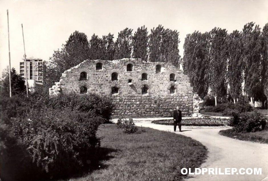 1966: Ѕидот од Куршумли Ан...