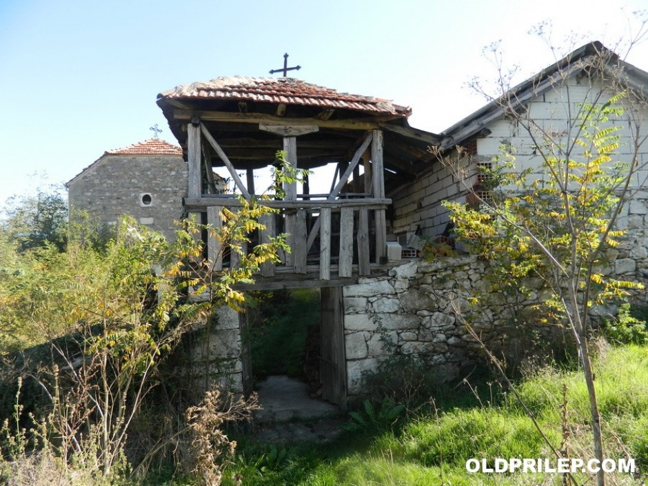 Црква „Свети Архангел Михаил“, Крушевица.