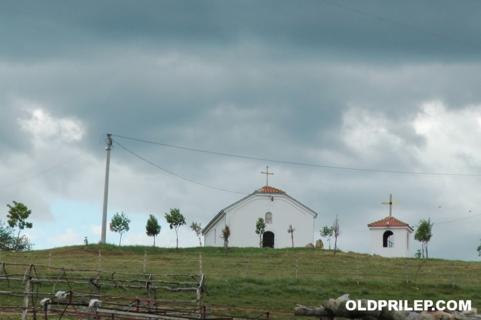 Црква „Света Троица“, село Десово