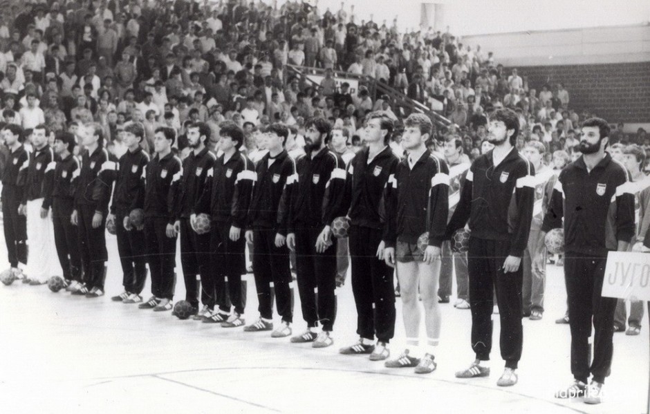 1987: Екипата на Југославија на ракометниот турнир - „Трофеј на Југославија“
