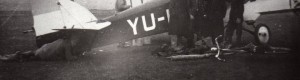 Прилепчани сликани пред школски тренажен авион Fizir FN, во годините пред Втората светска војна.