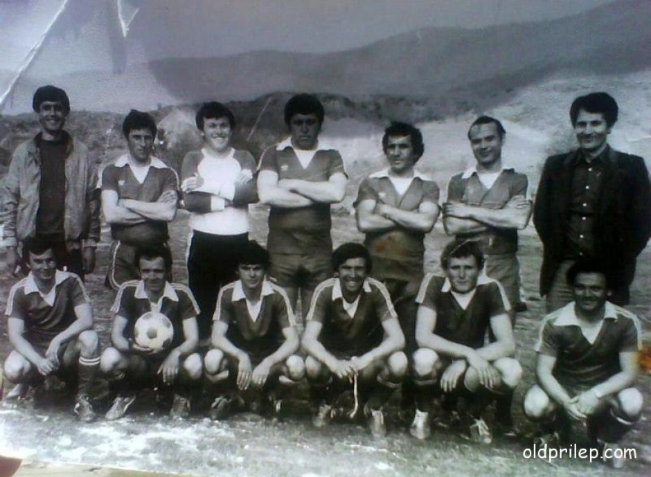ФK „Млекар“, Мало Коњари