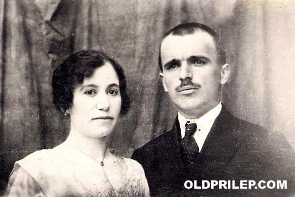 1922: Домника и Кирил Думбалови