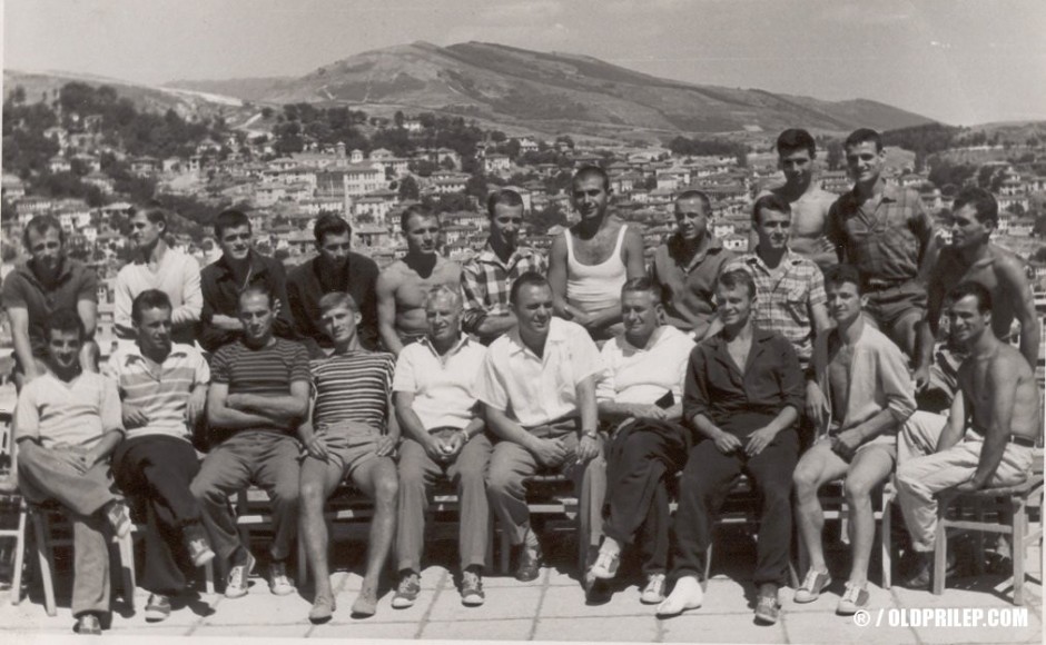 1960: ФК „Победа“ на подготовки во Крушево, на чело со тренерот Благоја Марјановиќ-Моша.