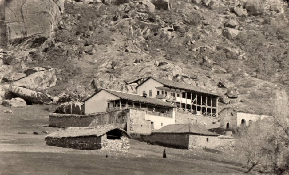 Манастир „Свети Никола“ во село Слепче.