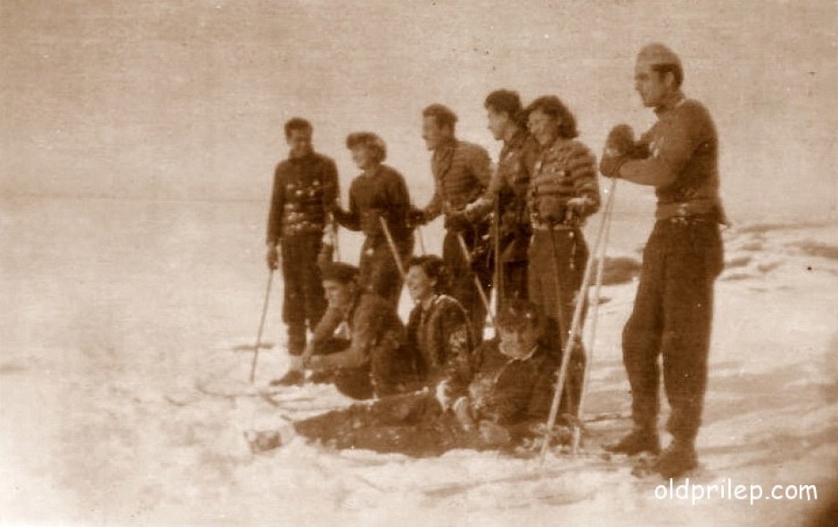  1951: Скијачи на Топташ...