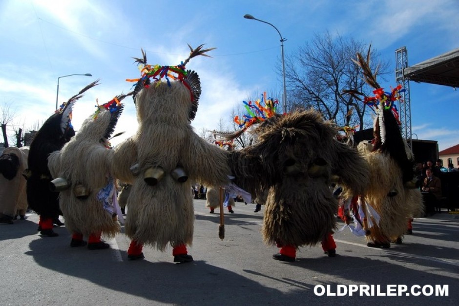2009: Учесници од Словенија на Прилепскиот карневал...